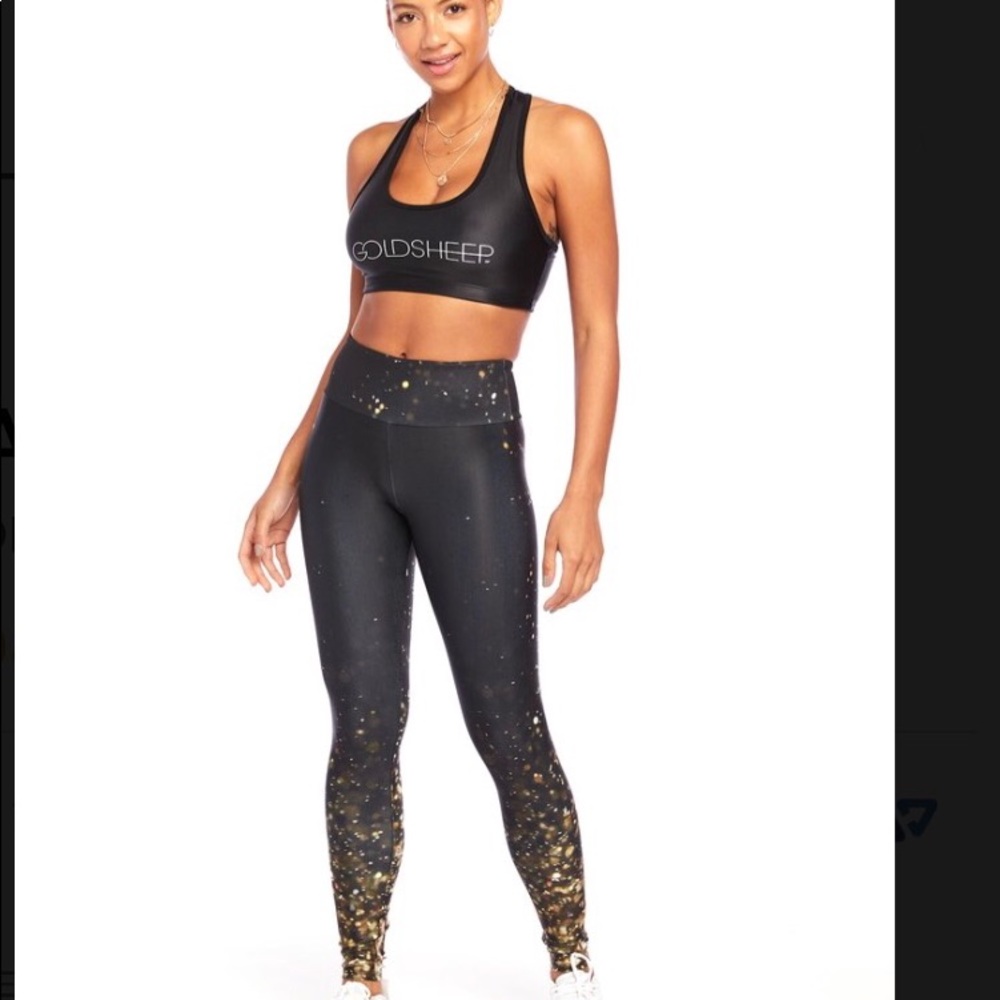 Fun Goldsheep leggings.